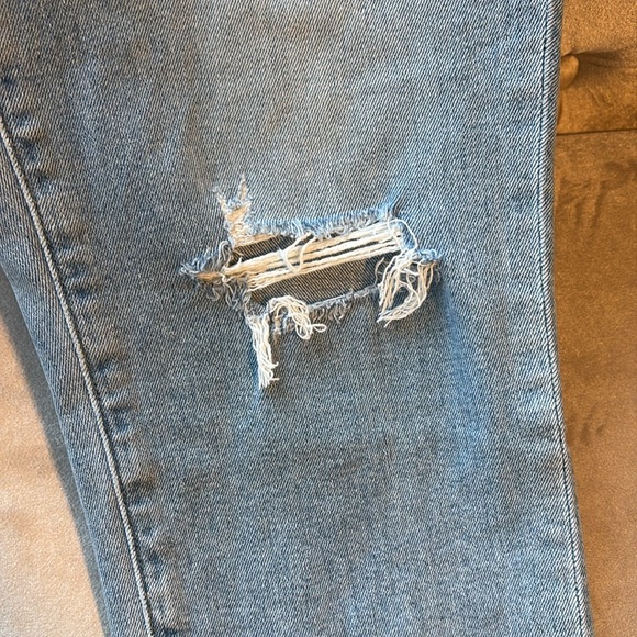 Loft Curvy High Rise Jeans - Picture 3 of 4